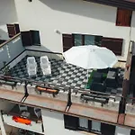 Panoramico شقة Sùtrio