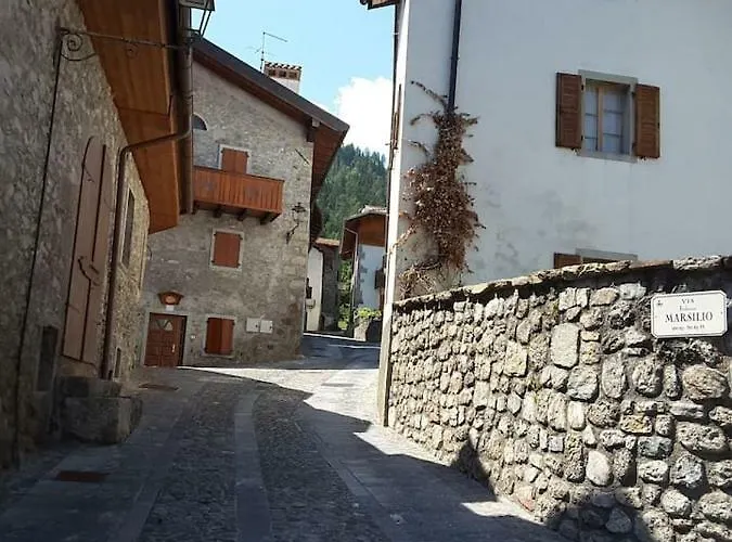 Panoramico Apartament Sùtrio